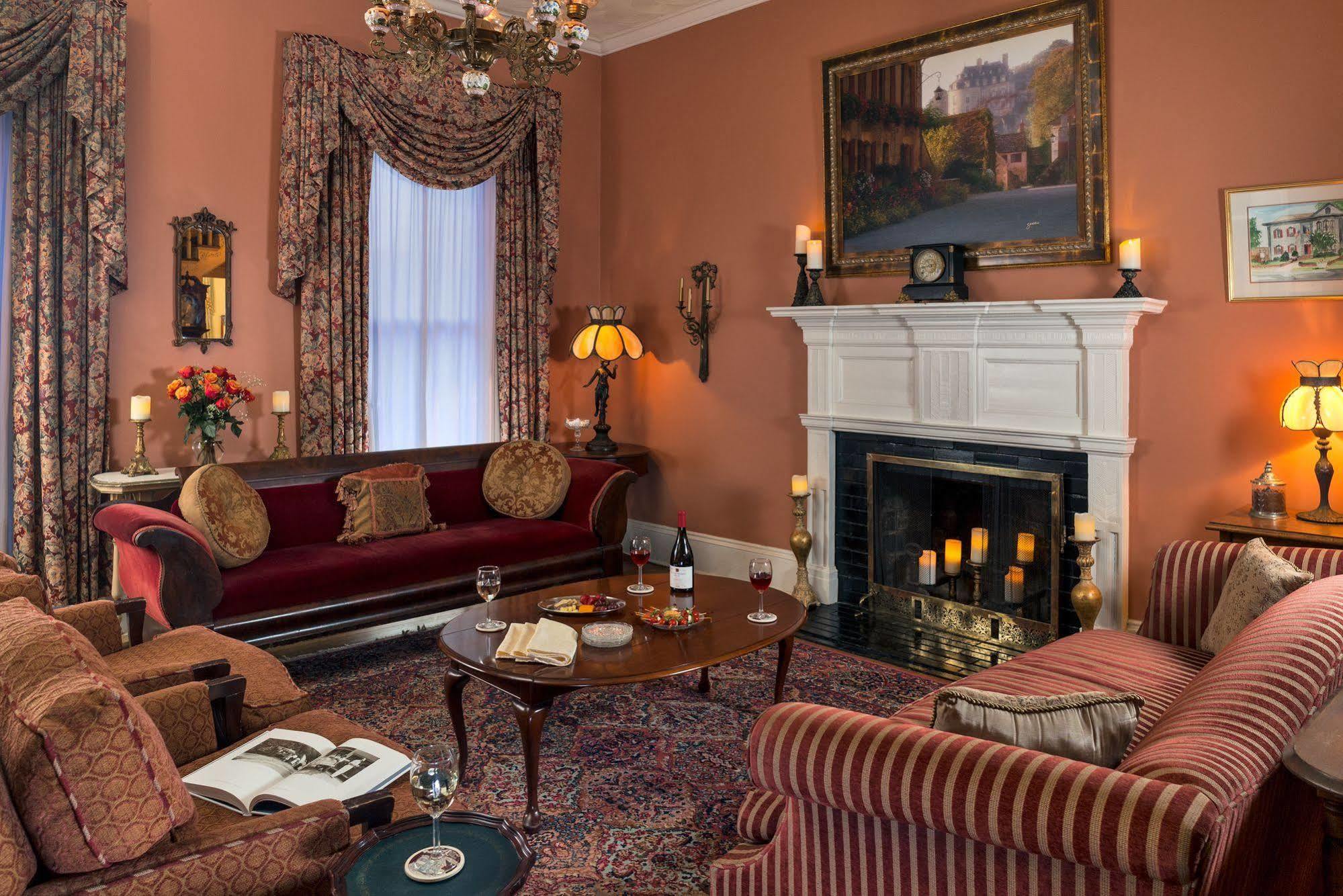 The Aerie Bed & Breakfast New Bern Ngoại thất bức ảnh