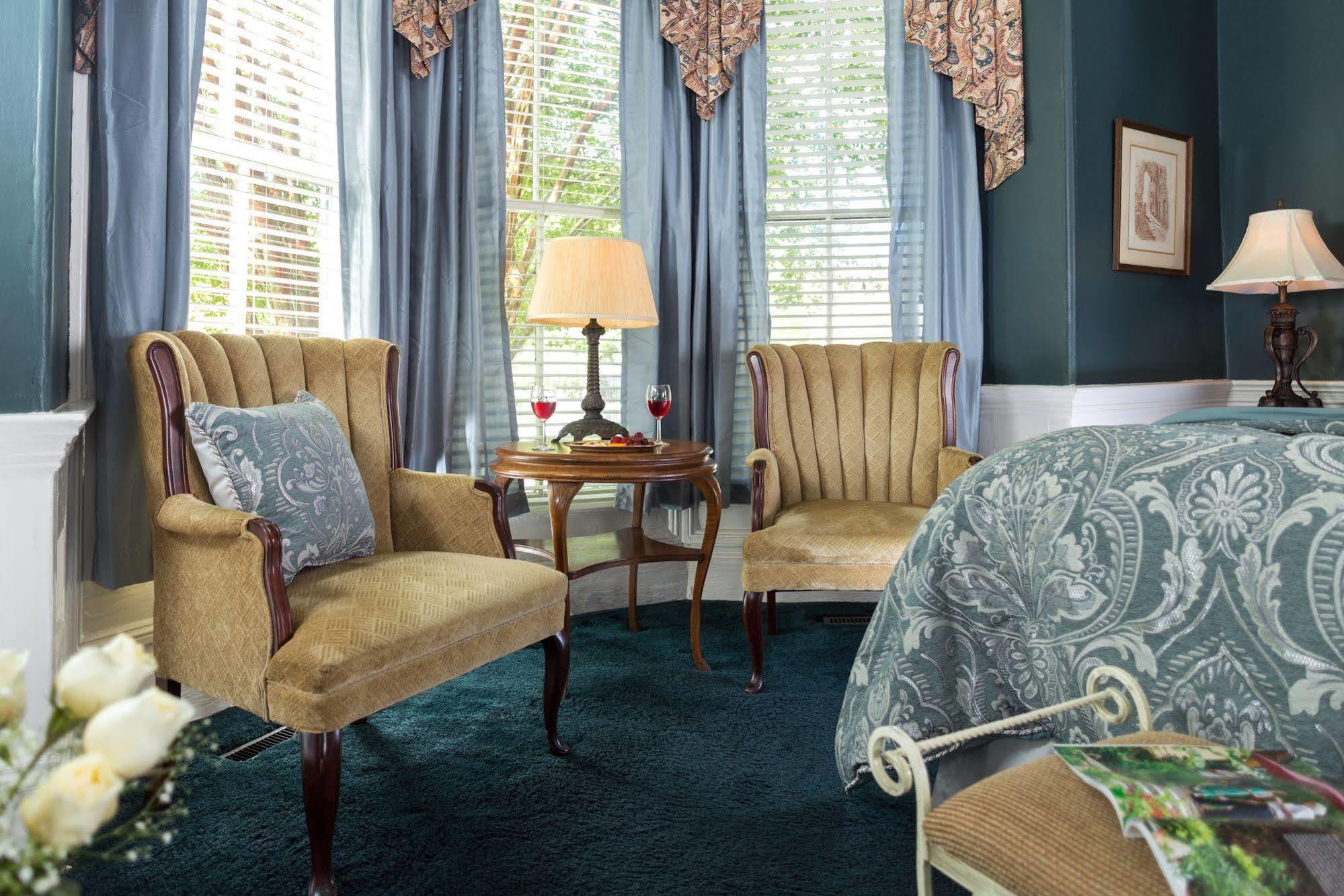 The Aerie Bed & Breakfast New Bern Ngoại thất bức ảnh